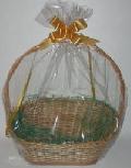 Kosz delikatesowy mały, z przybraniem. Cena netto 23,57 Dno z zew. 21x12, dno wew. 20x10, góra 31x18, wys. 10/15/38
