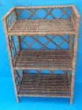 Regalik z wikliny, 3 półkowy szer.głęb.wys. 45 x 25 x 75